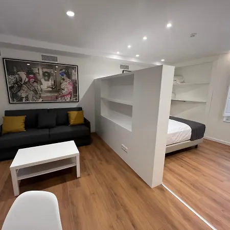 Old Town Flats Casa Del Bisbe Lägenhetshotell