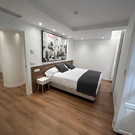 Old Town Flats Casa Del Bisbe Lägenhetshotell 4*